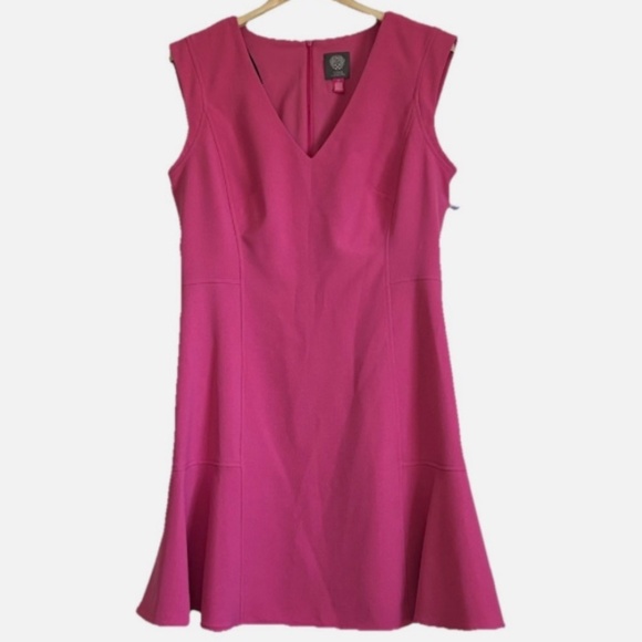 Vince Camuto V Neck Cap Sleeve Mini Dress Size: 12 - Picture 1 of 6